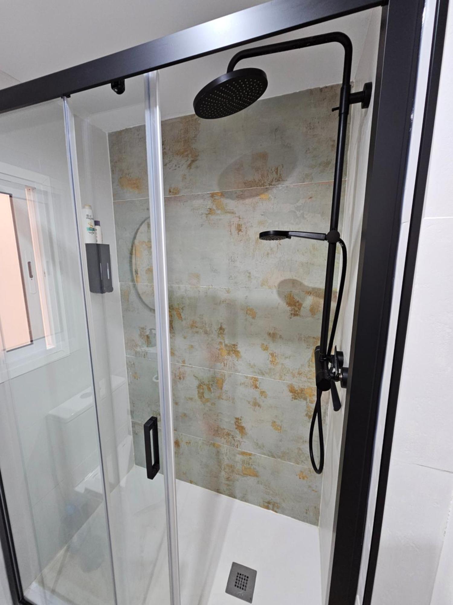 Exclusivo Apartamento Cerca De La Playa มาลากา ภายนอก รูปภาพ